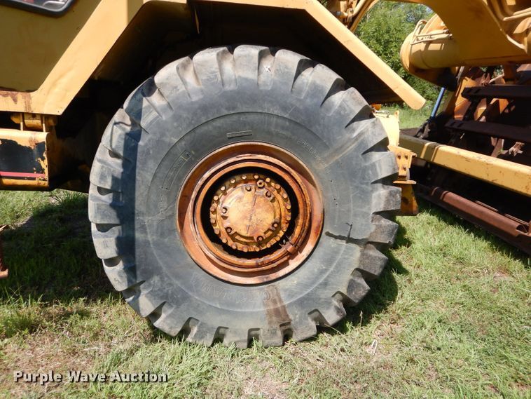 image for item DS6260 1995 Caterpillar 615C Series II  elevating scraper