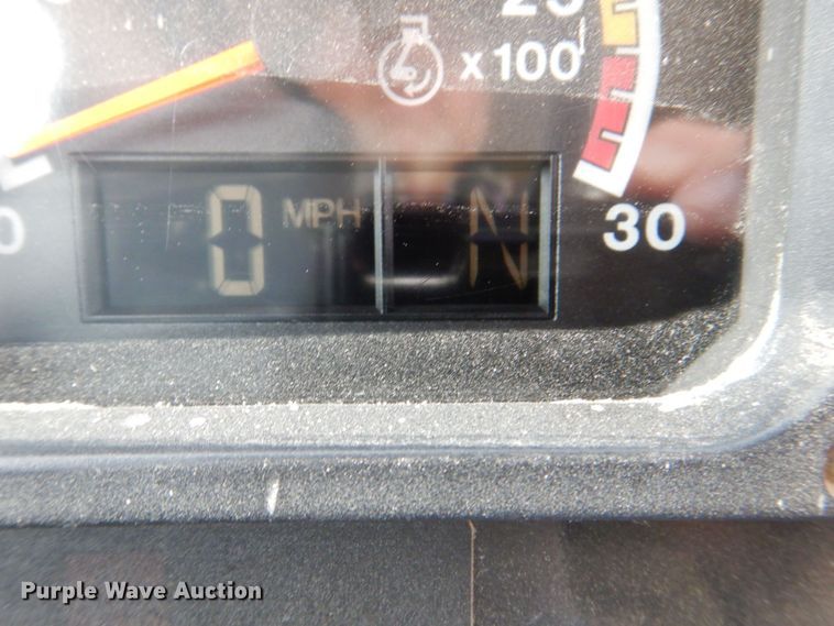 image for item DS8195 2000 Caterpillar D250E II  haul truck