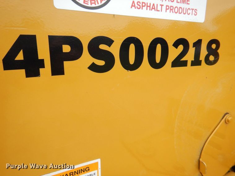 image for item DS8195 2000 Caterpillar D250E II  haul truck