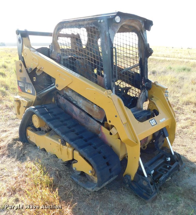 image for item GP9585 2017 Caterpillar 259D  tracked skid steer loader