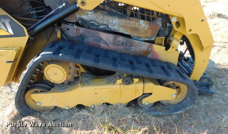 image for item GP9585 2017 Caterpillar 259D  tracked skid steer loader