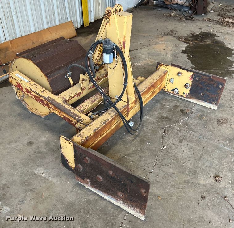 image for item IA9001 Cross Manufacturing  rumble strip former