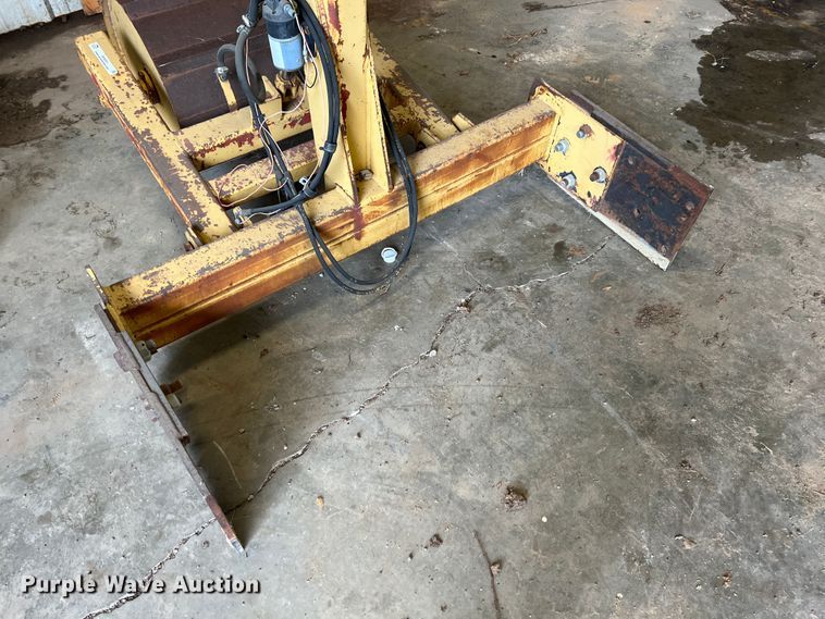 image for item IA9001 Cross Manufacturing  rumble strip former