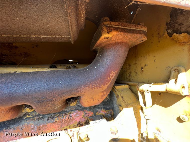 image for item IA9012 Allis-Chalmers  rigid frame motor grader