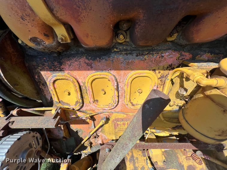 image for item IA9012 Allis-Chalmers  rigid frame motor grader