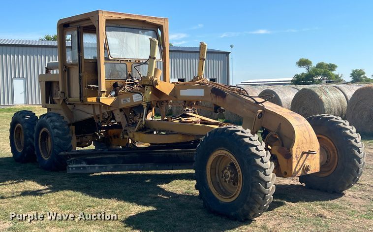 image for item IA9016 Clark 364  rigid frame motor grader