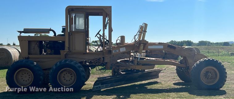 image for item IA9016 Clark 364  rigid frame motor grader