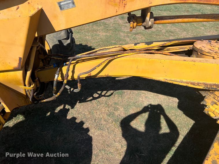 image for item IA9016 Clark 364  rigid frame motor grader