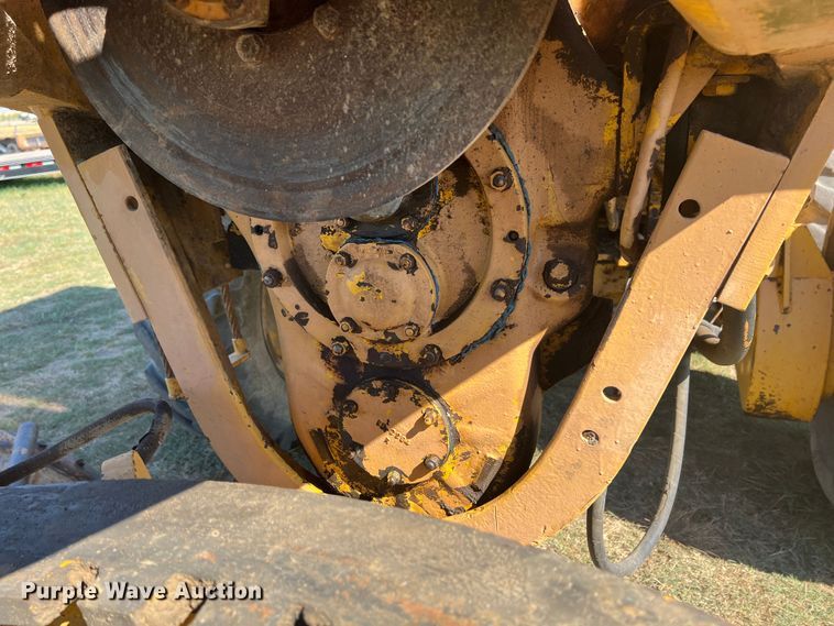 image for item IA9016 Clark 364  rigid frame motor grader