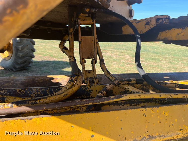 image for item IA9016 Clark 364  rigid frame motor grader