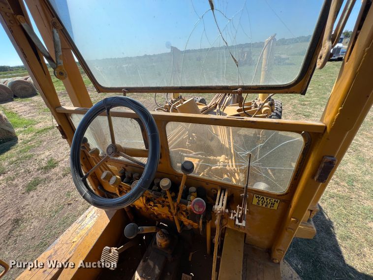 image for item IA9016 Clark 364  rigid frame motor grader