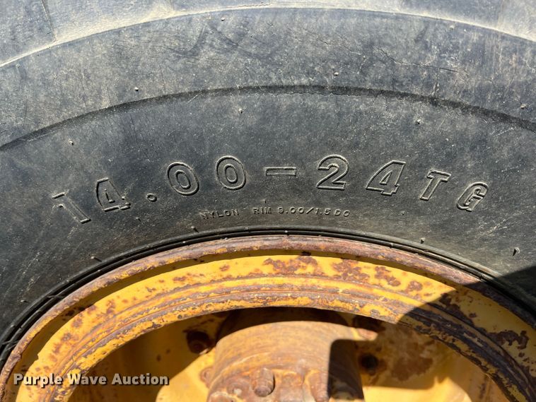 image for item IA9016 Clark 364  rigid frame motor grader