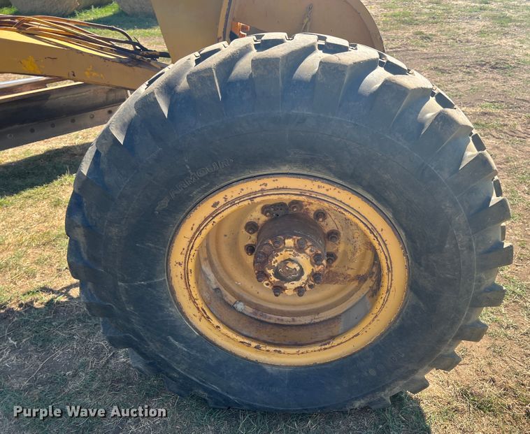 image for item IA9016 Clark 364  rigid frame motor grader