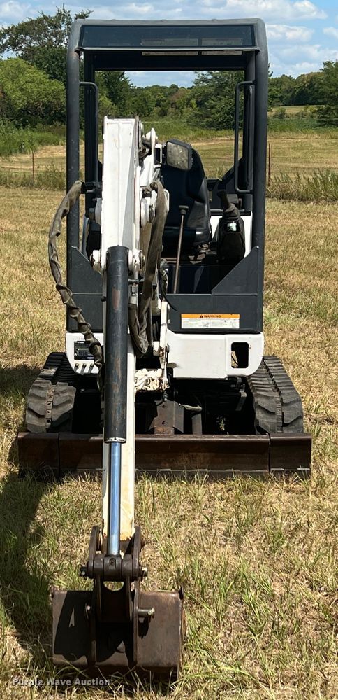 image for item IA9022 2007 Bobcat 323  mini excavator