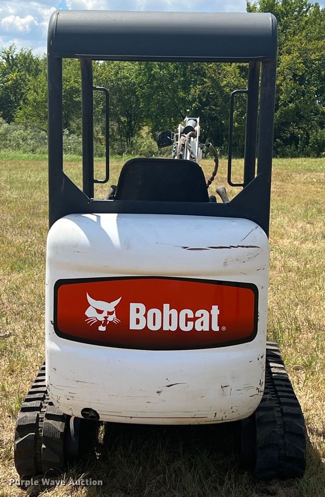 image for item IA9022 2007 Bobcat 323  mini excavator