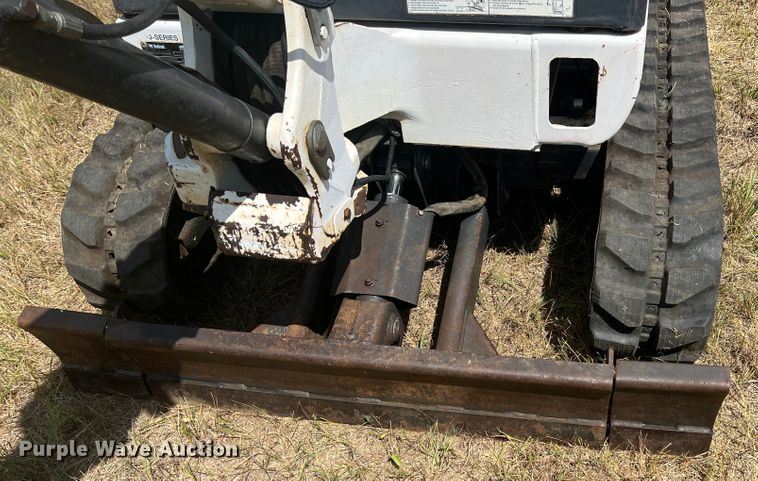 image for item IA9022 2007 Bobcat 323  mini excavator