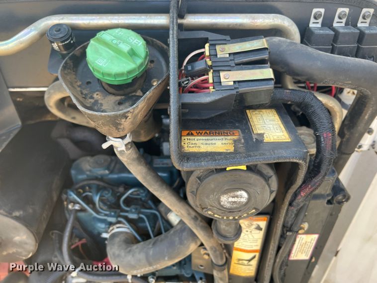 image for item IA9022 2007 Bobcat 323  mini excavator