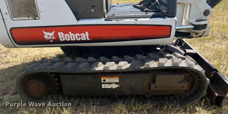 image for item IA9022 2007 Bobcat 323  mini excavator