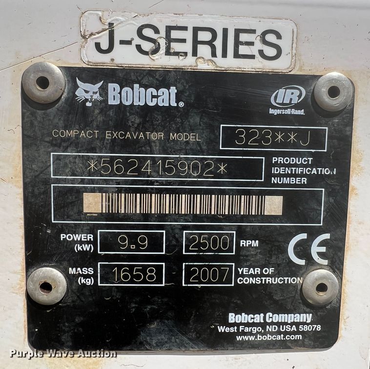 image for item IA9022 2007 Bobcat 323  mini excavator