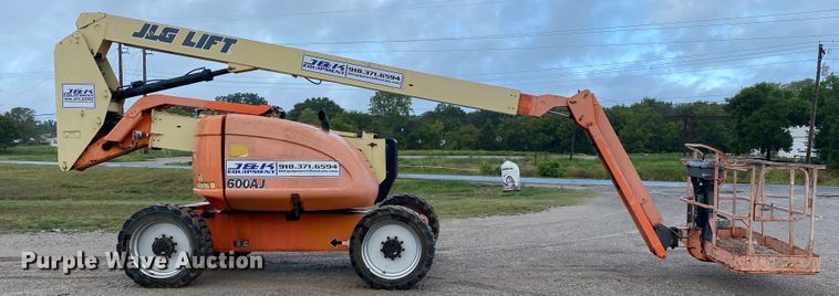 image for item JA9047 2008 JLG 600AJ  boom lift
