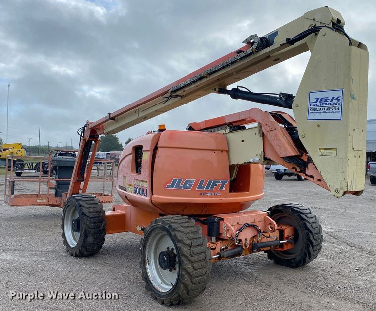 image for item JA9047 2008 JLG 600AJ  boom lift