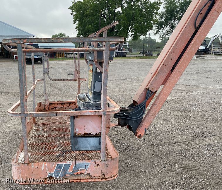 image for item JA9047 2008 JLG 600AJ  boom lift