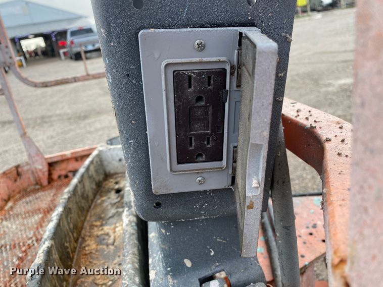 image for item JA9047 2008 JLG 600AJ  boom lift