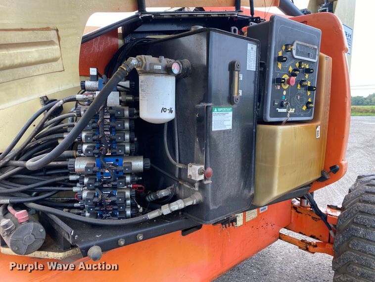 image for item JA9047 2008 JLG 600AJ  boom lift