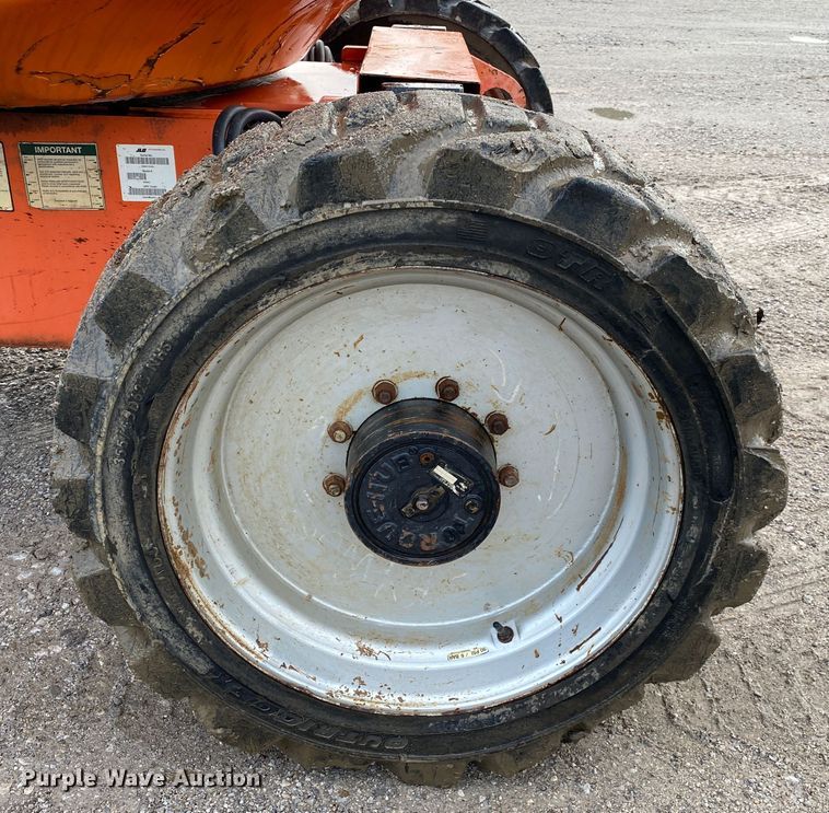 image for item JA9047 2008 JLG 600AJ  boom lift