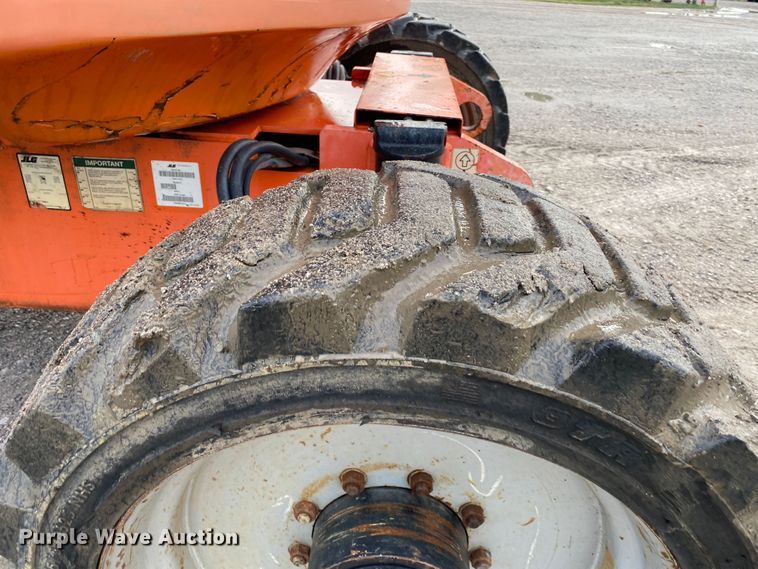 image for item JA9047 2008 JLG 600AJ  boom lift