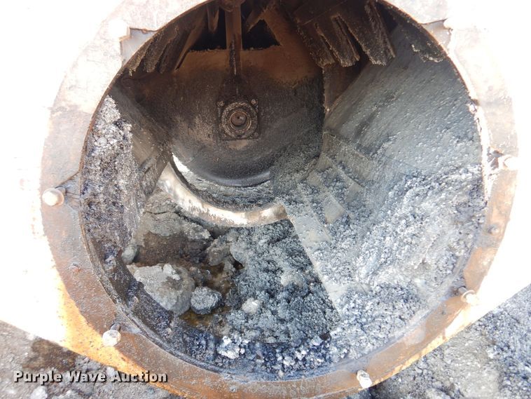 image for item JA9781 2003 Roadtec SB2500C  shuttle buggy material transfer vehicle