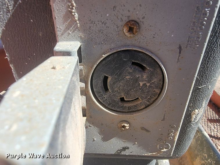 image for item JC9609 2005 JLG 860SJ  boom lift