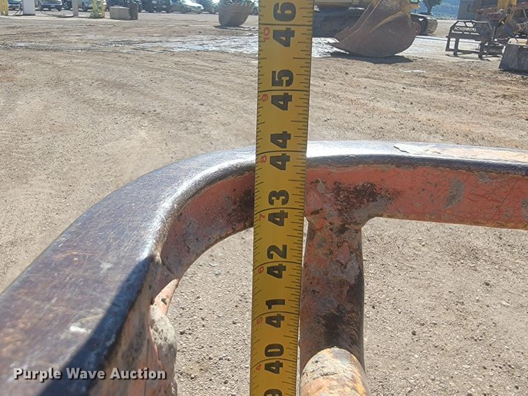 image for item JC9609 2005 JLG 860SJ  boom lift