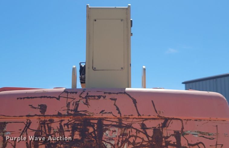 image for item JC9609 2005 JLG 860SJ  boom lift