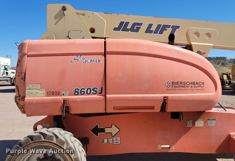image for item JC9609 2005 JLG 860SJ  boom lift