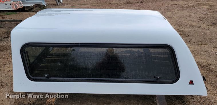 image for item JC9619 Leer  pickup bed topper