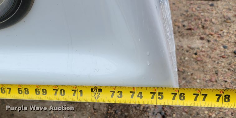 image for item JC9619 Leer  pickup bed topper