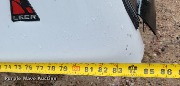 image for item JC9619 Leer  pickup bed topper