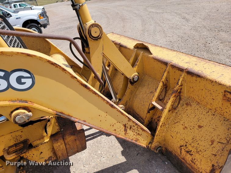 image for item JC9635 2002 John Deere 310SG  backhoe