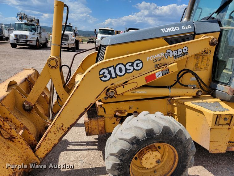 image for item JC9635 2002 John Deere 310SG  backhoe