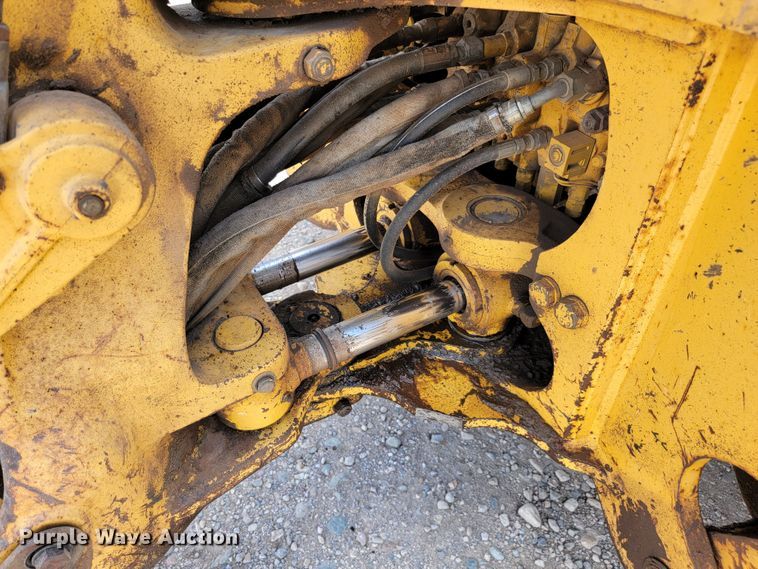 image for item JC9635 2002 John Deere 310SG  backhoe