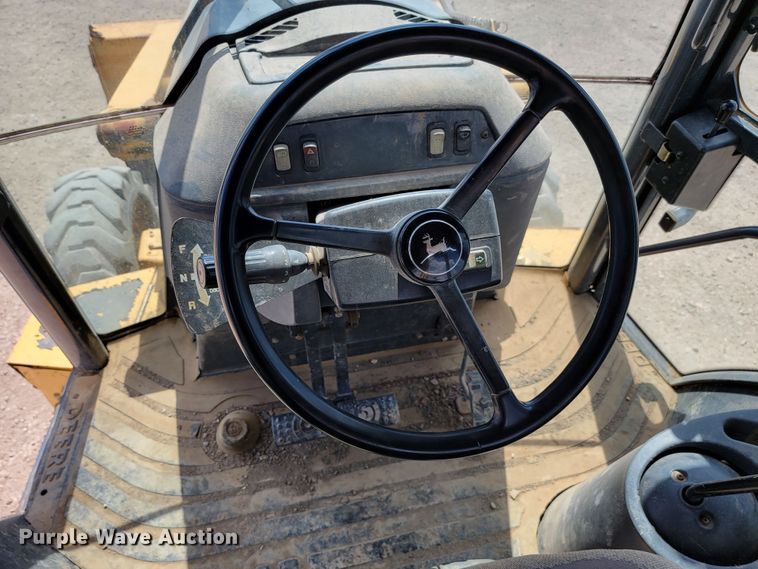 image for item JC9635 2002 John Deere 310SG  backhoe