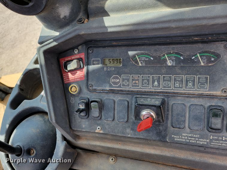 image for item JC9635 2002 John Deere 310SG  backhoe