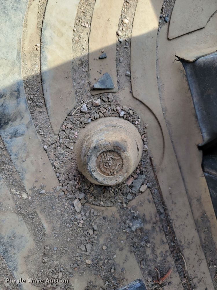 image for item JC9635 2002 John Deere 310SG  backhoe