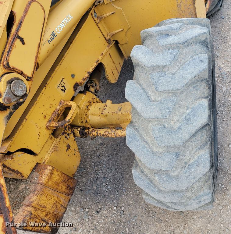 image for item JC9635 2002 John Deere 310SG  backhoe