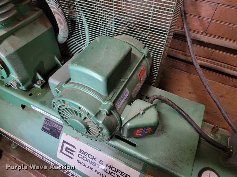 image for item JC9637 Speedaire  air compressor