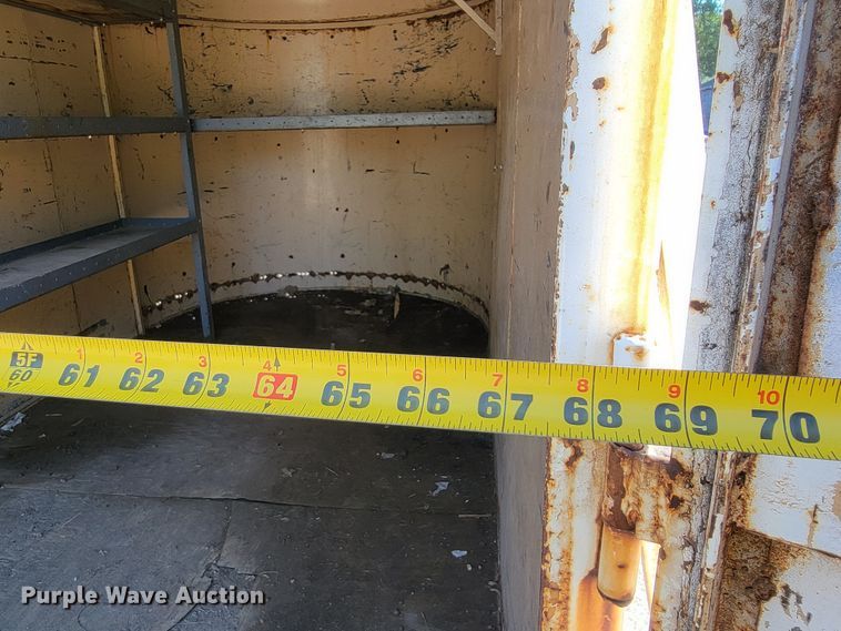 image for item JC9642 1988 Ponderosa  enclosed cargo trailer