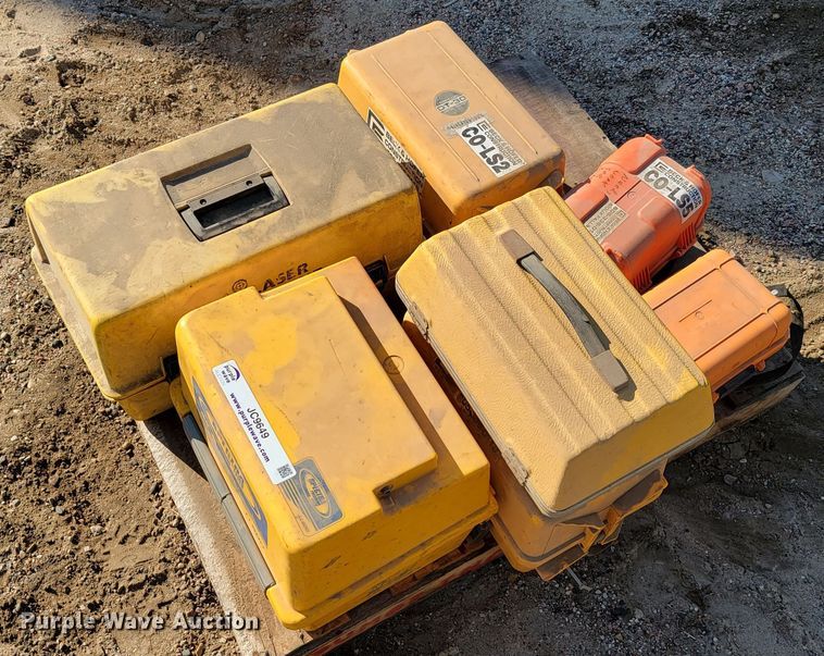 image for item JC9649 Laser leveling equipment