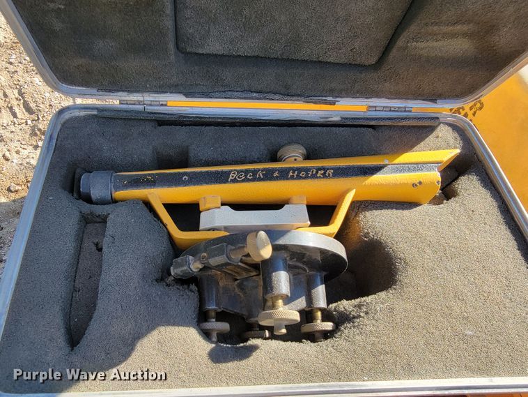 image for item JC9649 Laser leveling equipment