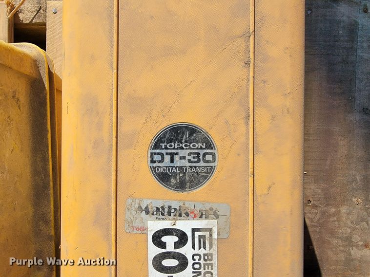 image for item JC9649 Laser leveling equipment